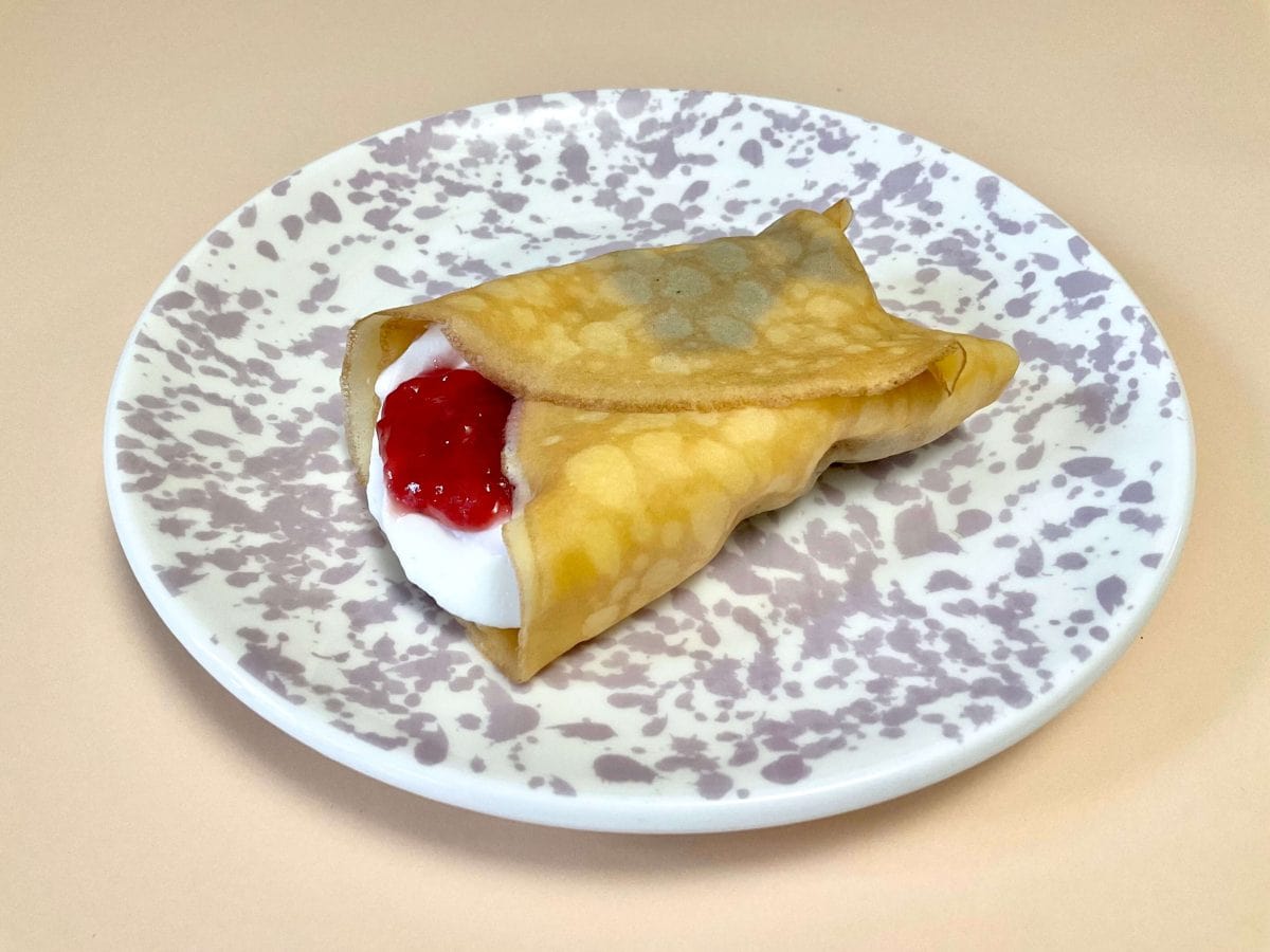 これはもう、クレープの魅力が全部詰まっている。まず生地がとにかくおいしい