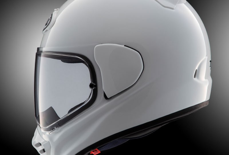 TX STRADAには、新たに設計されたシールドホルダーが装備される