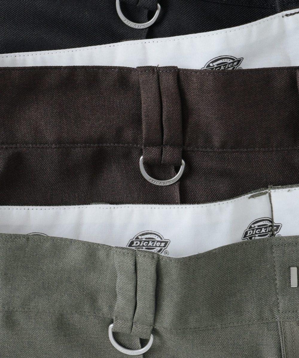 ディッキーズオリジナルのDカンを付属