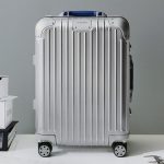 リモワ「Distinct Cabin パウダーブルー」¥542,300/H55×W40×D23㎝