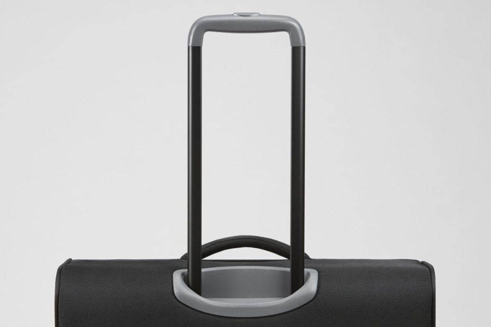 手になじみ、力が伝わりやすいデザインを採用したプルドライブハンドル