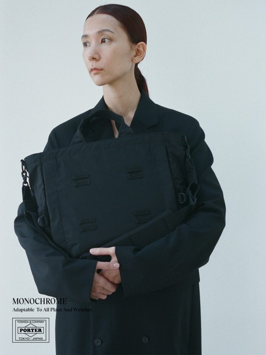 PORTER「MONOCHROME 2WAY トートバッグ」￥99,000／2色展開