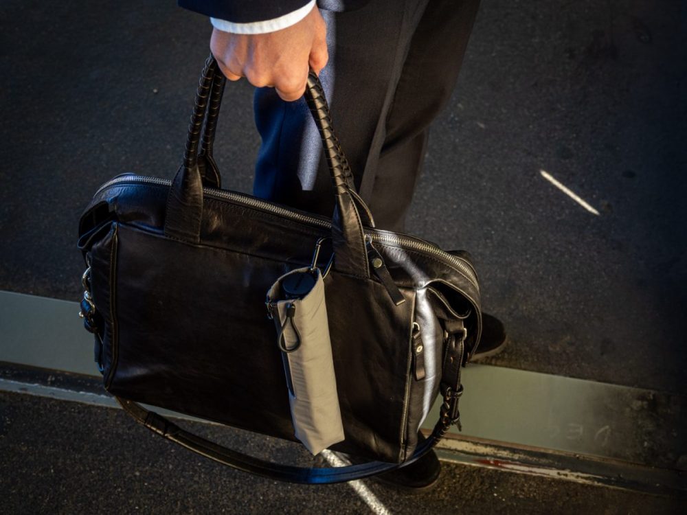 モナカ「monaka 形態安定・折りたたみ傘」