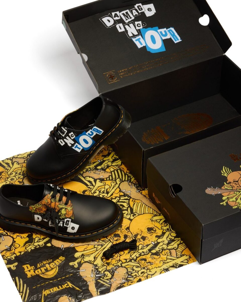 ドクターマーチン「1461 Metallica Damage Tour」￥28,600