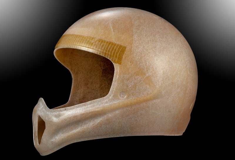 帽体には、通常のグラスファイバーよりも高価で上質な最新のスーパーファイバーを使用