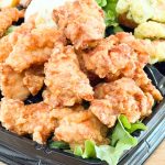 パッケージの体積を一番占有しているのが唐揚げで、9個入りでした