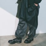 【シャカの傑作が待望の進化】街履きからアウトドアまで網羅!新作「トレック テック モック AT」の異素材使いが秀逸すぎる