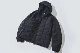 ユニクロ“寒暖差に勝つ”最強すぎるパーカ、「正直バグってる」1万円台で伝説ダウンが復活…ほか【アウターの人気記事ランキングベスト3】（2026年1月版）