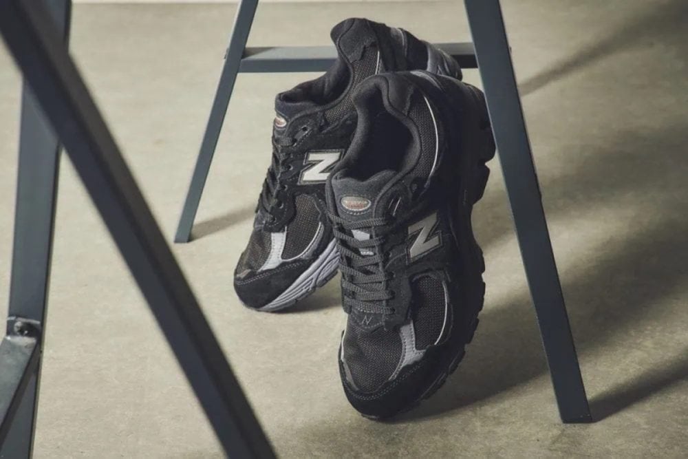 第3位 【ゴアテックスで雨でも無敵】人生のベスト10入り確実!? ニューバランス「2002RD」新作の驚異の履き心地、ヴィンテージ感に惚れた/No.1モノ雑誌編集長のお墨付き『コレ買いです』Vol.146