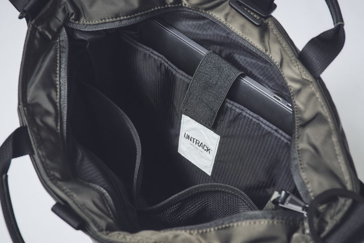 【最強すぎる通勤バッグ】最旬センス×老舗の技術が融合!アントラック「大人のためのヘルメットバッグ」が今の正解/No.1モノ雑誌編集長のお墨付き『コレ買いです』Vol.147