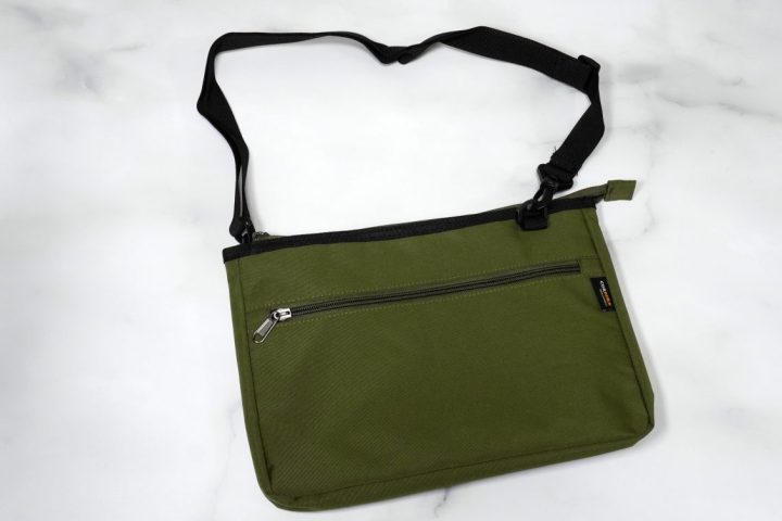 【ワークマン】1500円でこのギミックは賢すぎ!“分身”して容量が2倍になる傑作サコッシュをマニアがガチレビュー