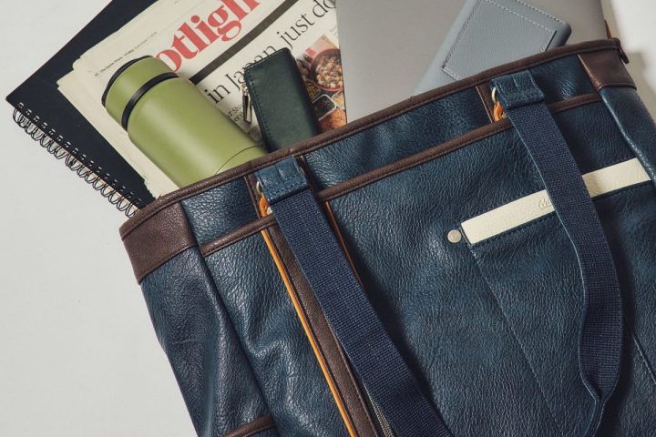 【本当に合皮か?】8690円のトートバッグが“ほぼ本革”…1万円以下で買える「大人の休日・仕事バッグ」の正解とは