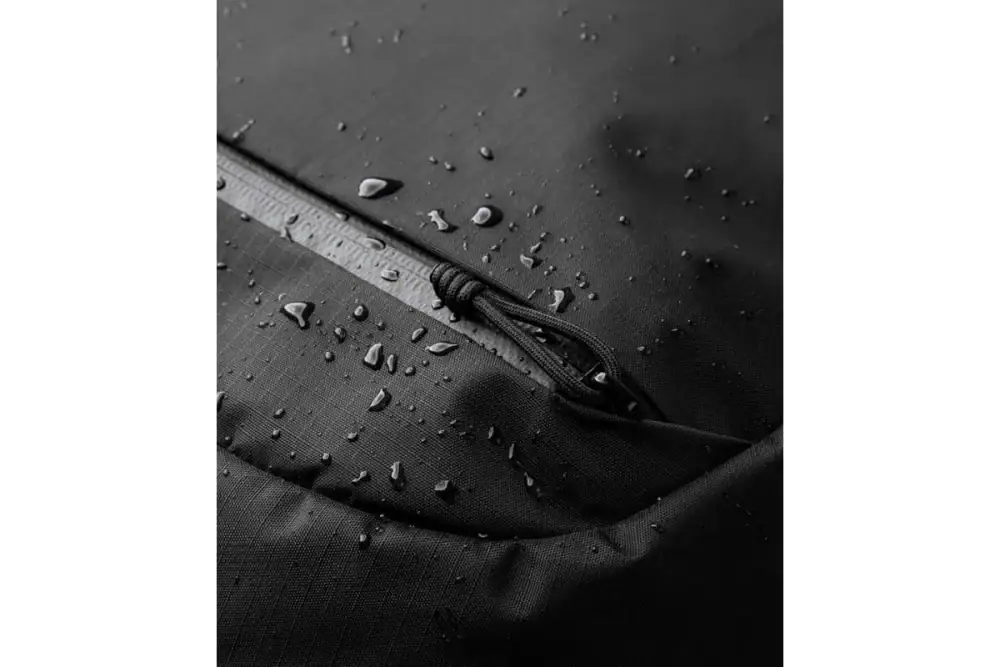 第2位　【最軽量のバックパック】わずか700g！ALPAKAのオンオフ兼用リュック「エアロパック」が通勤の正解