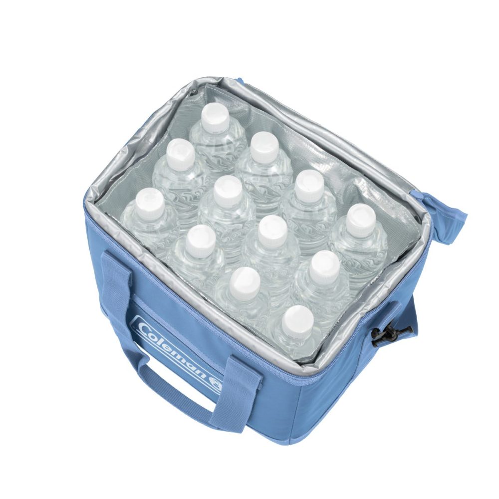 「35ℓ」は2ℓペットボトルを最大９本収納