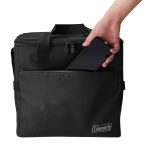 側面にスマホなどの小物を入れられるフロントポケットを搭載