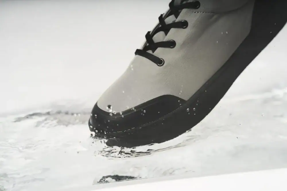 第1位　【ワークマンの凄すぎるスニーカー】雨でも無敵！「蒸れない・滑らない」2500円の防水シューズをスタイリストが徹底解説