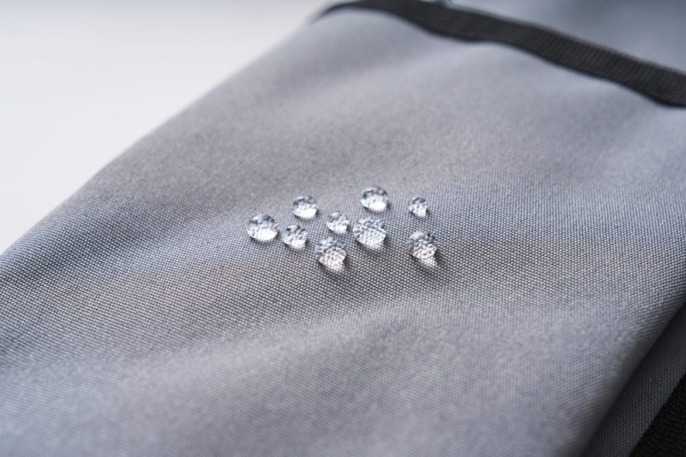 天気を気にせず使える撥水加工