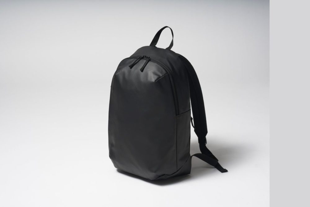 無印良品　植物由来の原料を使った デイバッグ