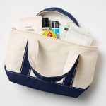 サングラスケースは小物集のとしても大活躍