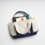 筆記用具などの仕事道具を入れたり!