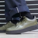 第2位　「これがエアフォース1？」と思わず二度見…高級感がすごい！“クロコ柄”で大化けしたナイキの名作をエディターが試し履き