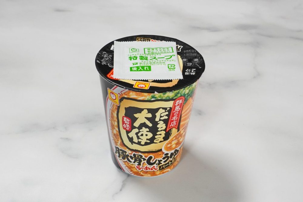 東洋水産 だるま大使監修　豚骨しょうゆらーめん
