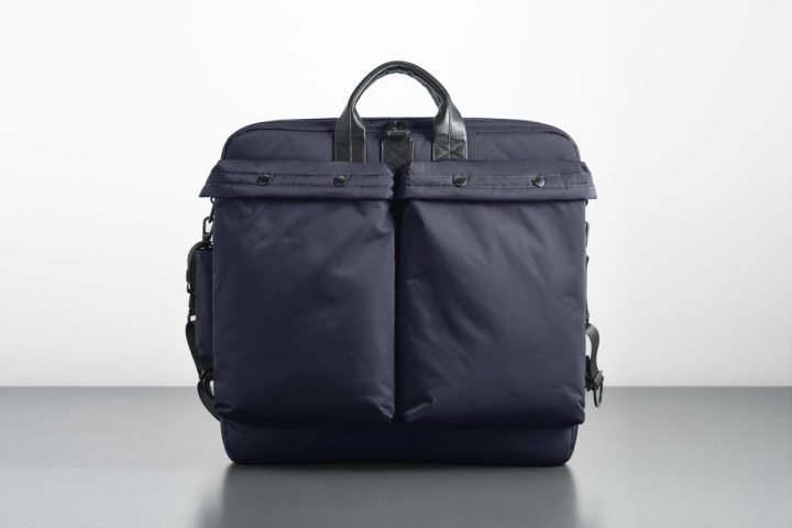 【90~00年代のムードを再現】オンオフ兼用バッグの急先鋒「アントラックCITYPLUS/THEHELMET」に限定色が登場!