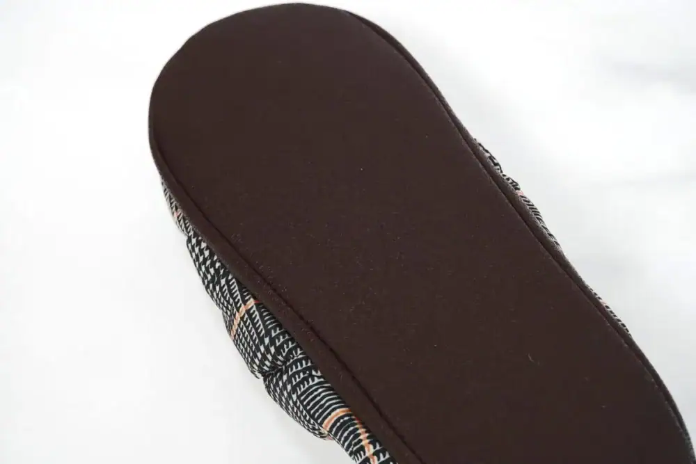 【ワークマンの凄すぎるルームシューズ】ま