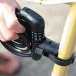 軽量で持ち運びやすく、手の出しやすい価格帯も魅力となっているベーシックな「CABLE（ケーブル）」シリーズ