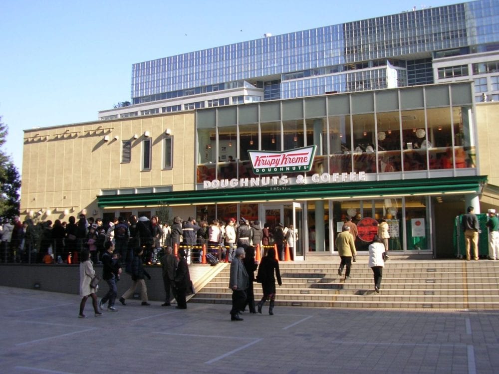 日本上陸当時2006年頃の新宿サザンテラス店　大行列が日常茶飯事だった