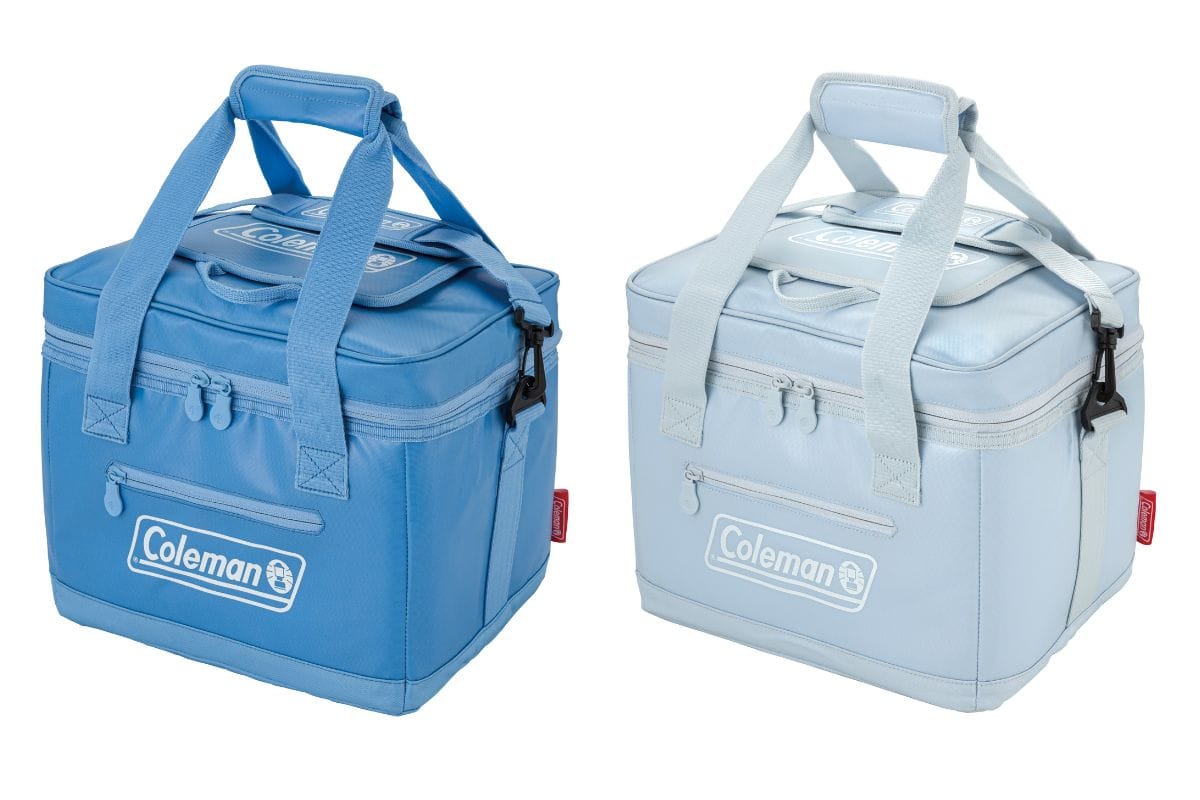 コールマン「アルティメイトアイスクーラーⅡ/15ℓ」各¥6,600/使用時:約31×25×26(h)㎝、収納時:約31×13×26(h)㎝/約900g
