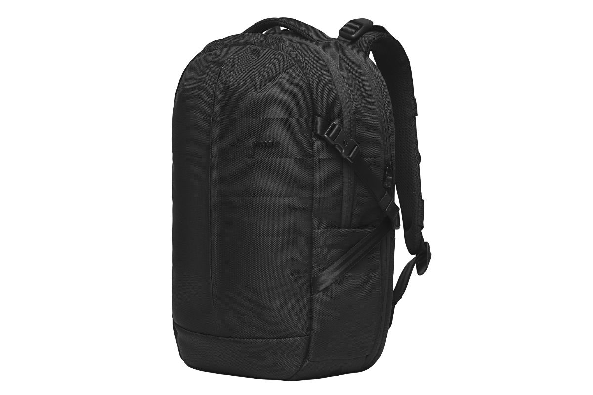 インケース「Tracks Expansion Backpack」¥33,000/約H47×W30×D15~19㎝/21~27ℓ