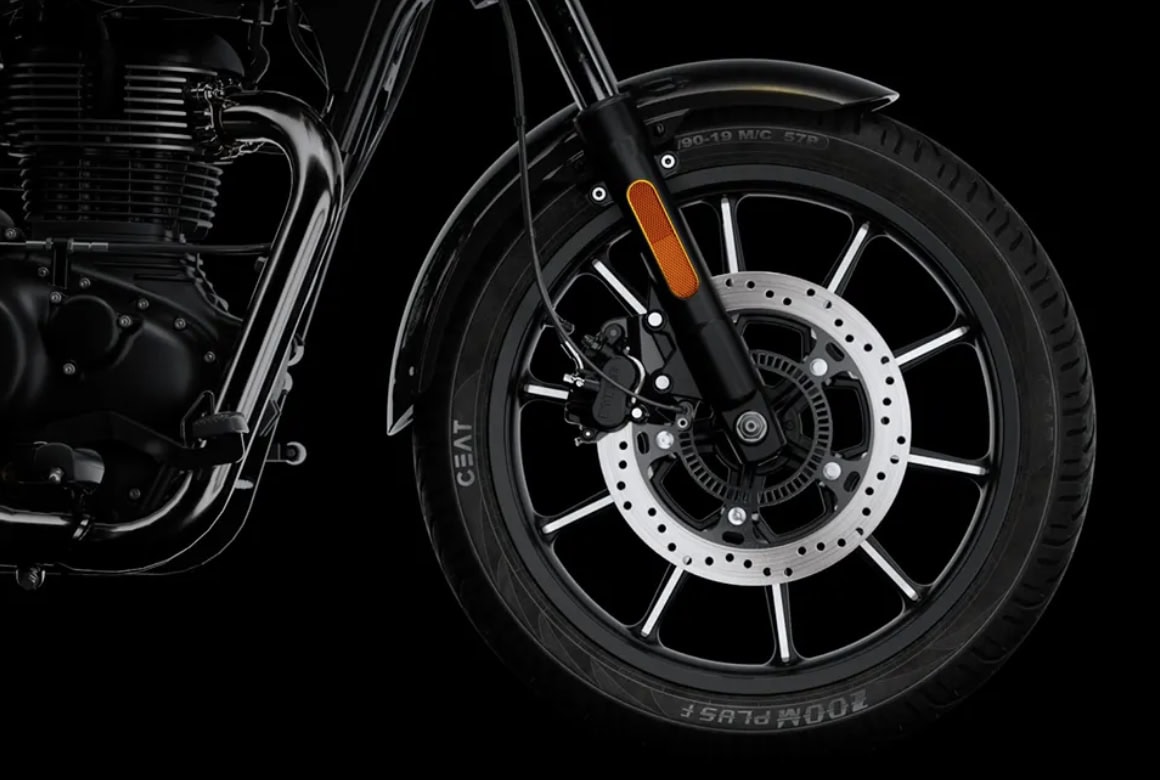 シリーズによって素材とデザインを変え、足元を多彩に彩るホイール