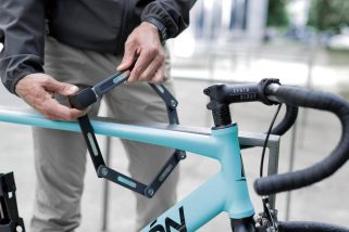 【最大12万円の補償付き!?】自転車泥棒を絶望させる堅牢さ！欧州No.1ブランド「アブス」の最強ロックが頼もしすぎる