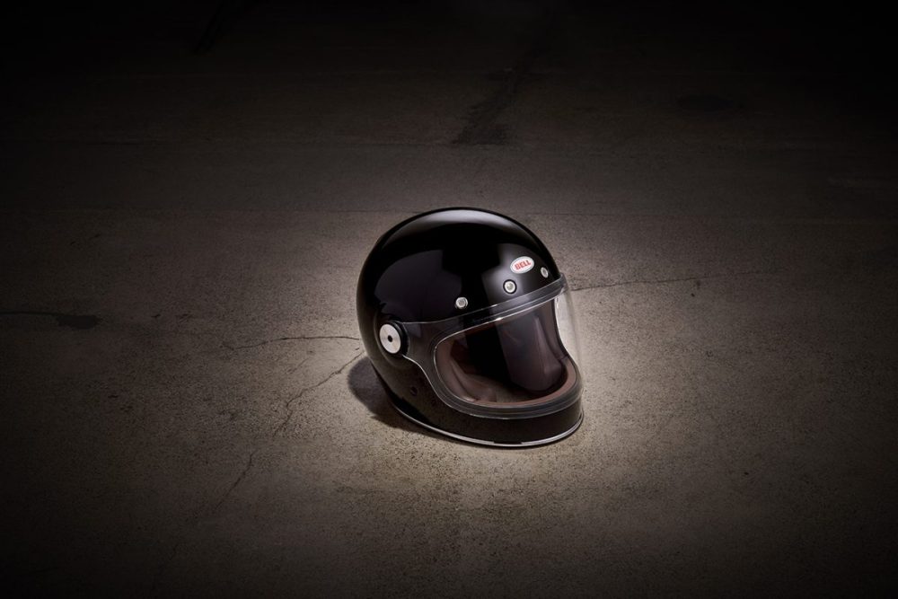 シンプルなデザインと美しいシルエット、そしてクールな雰囲気を漂わせ、ネオクラシックバイクに乗るライダーを魅了してやまない逸品