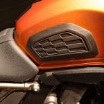 オプションのタンクプロテクター