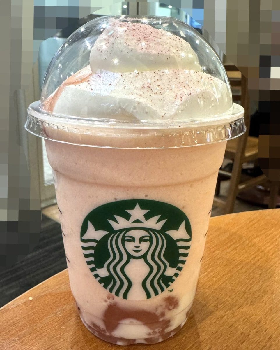 スターバックスコーヒー「白桃と桜わらびもち フラペチーノ」