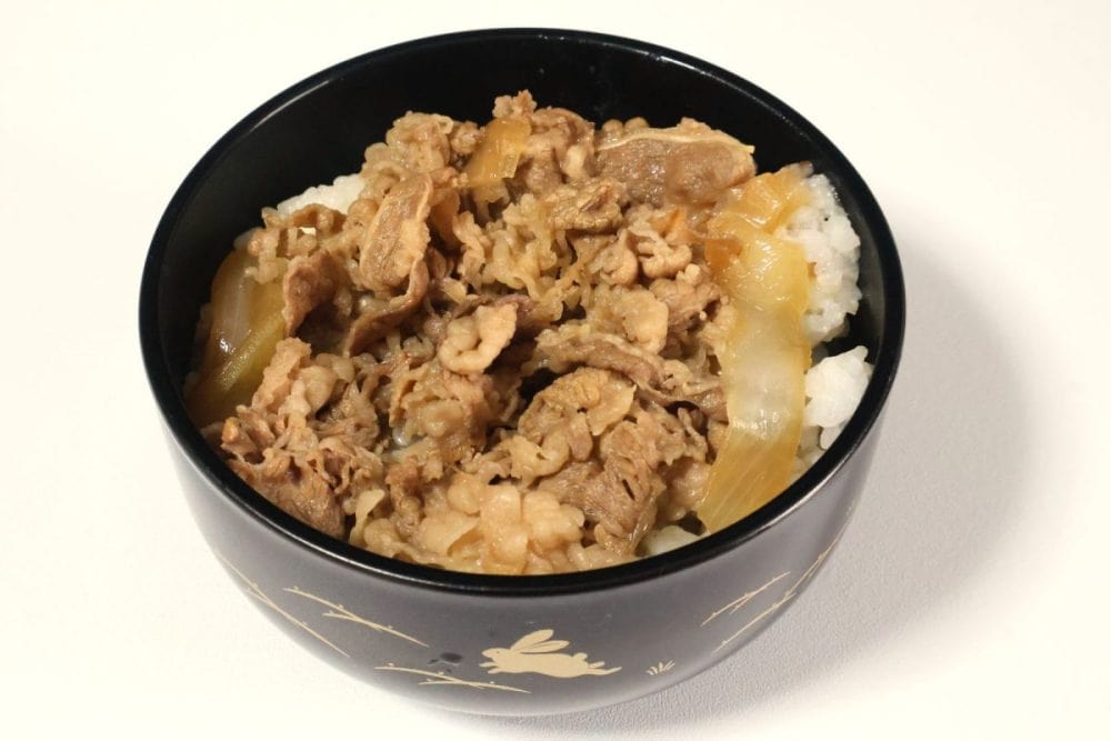牛丼にかけるアレンジ