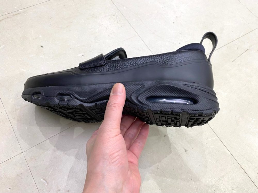 ナイキ ウィメンズ エア マックス フェノメナ