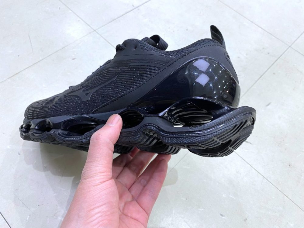 MIZUNO WAVE PROPHECY 13.2