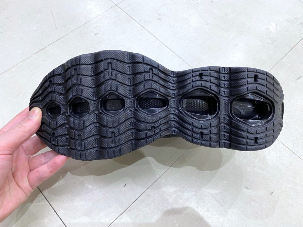 MIZUNO WAVE PROPHECY 13.2