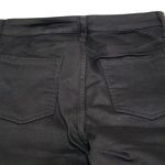 うしろにポケットもある