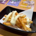 ジョジョの奇妙な冒険コラボ限定ステッカー付き とろ～りチーズのフライドポテト