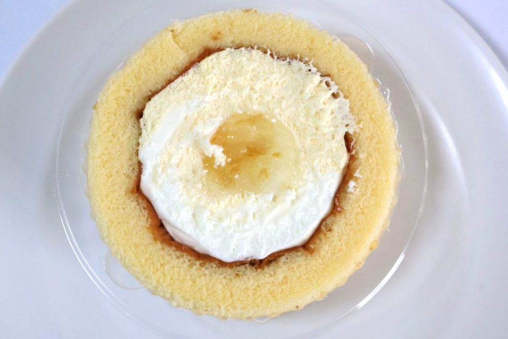 「Uchi Café 瀬戸内レモンと木頭ゆずプレミアムロールケーキ」