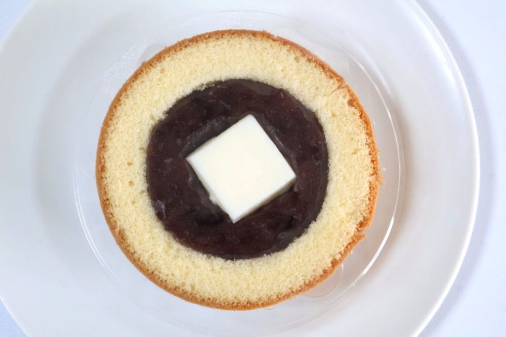 「Uchi Café あんバタートースト風プレミアムロールケーキ」