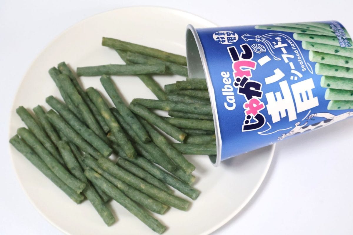 「カルビー 青いじゃがりこ シーフード味」