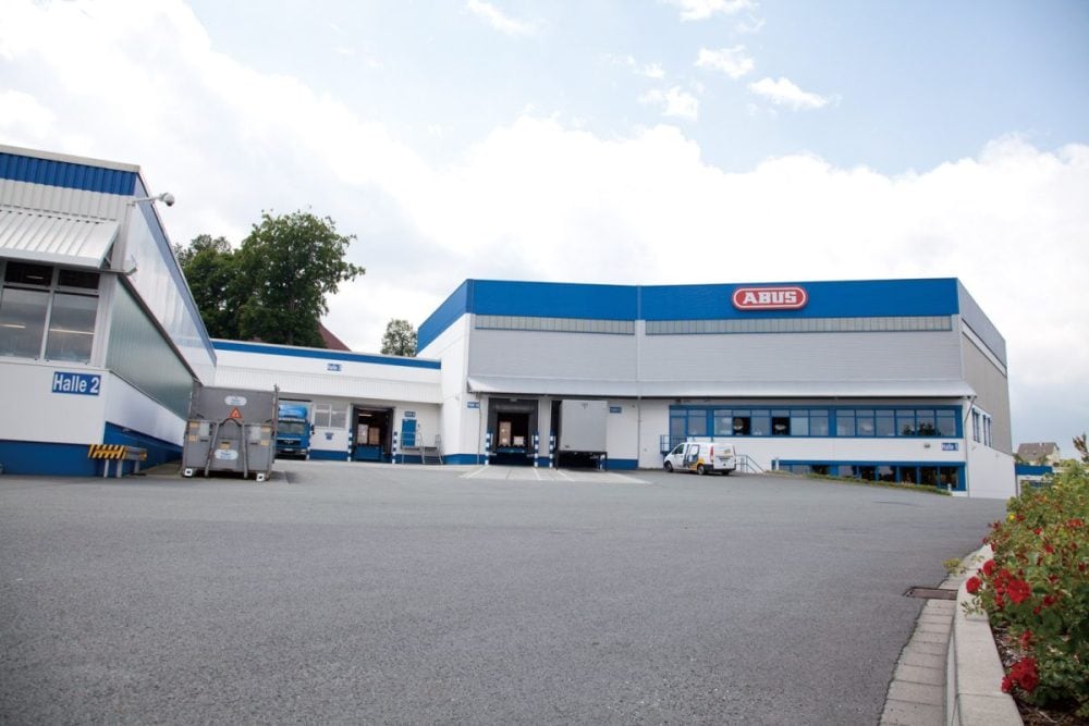1924年に創業し、ドイツで100年以上ロックを自社工場で作り続けているメーカー「ABUS（アブス）」