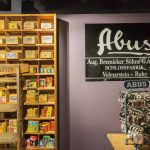 アブスは100年以上ロックを自社工場で作り続けているドイツの老舗ロックブランド