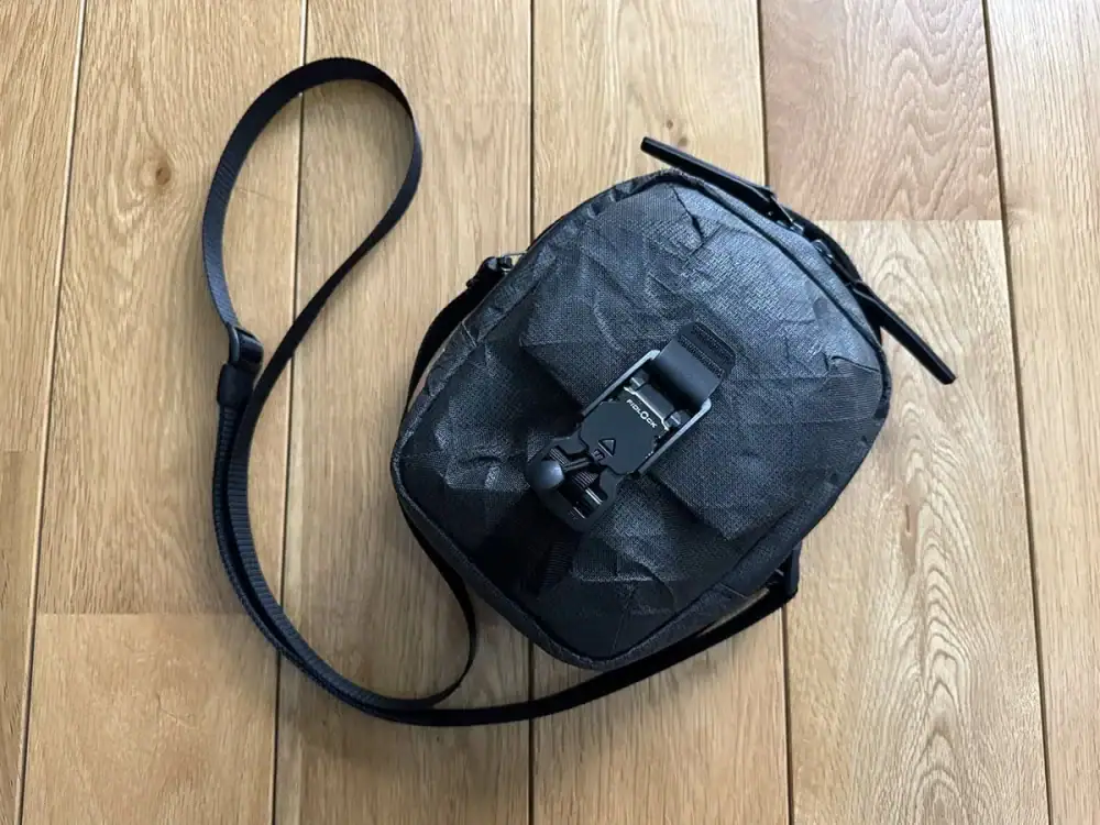 第2位 【海外旅行の正解】パスポートも財布も守る!雨にも強いAerの「神ショルダー」が最強すぎた