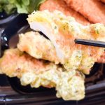 青のりたっぷりの衣なので、一口食べるだけでも青のりの香りが口いっぱいに広がります